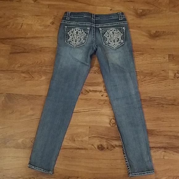Jeans - Picture 3 of 6